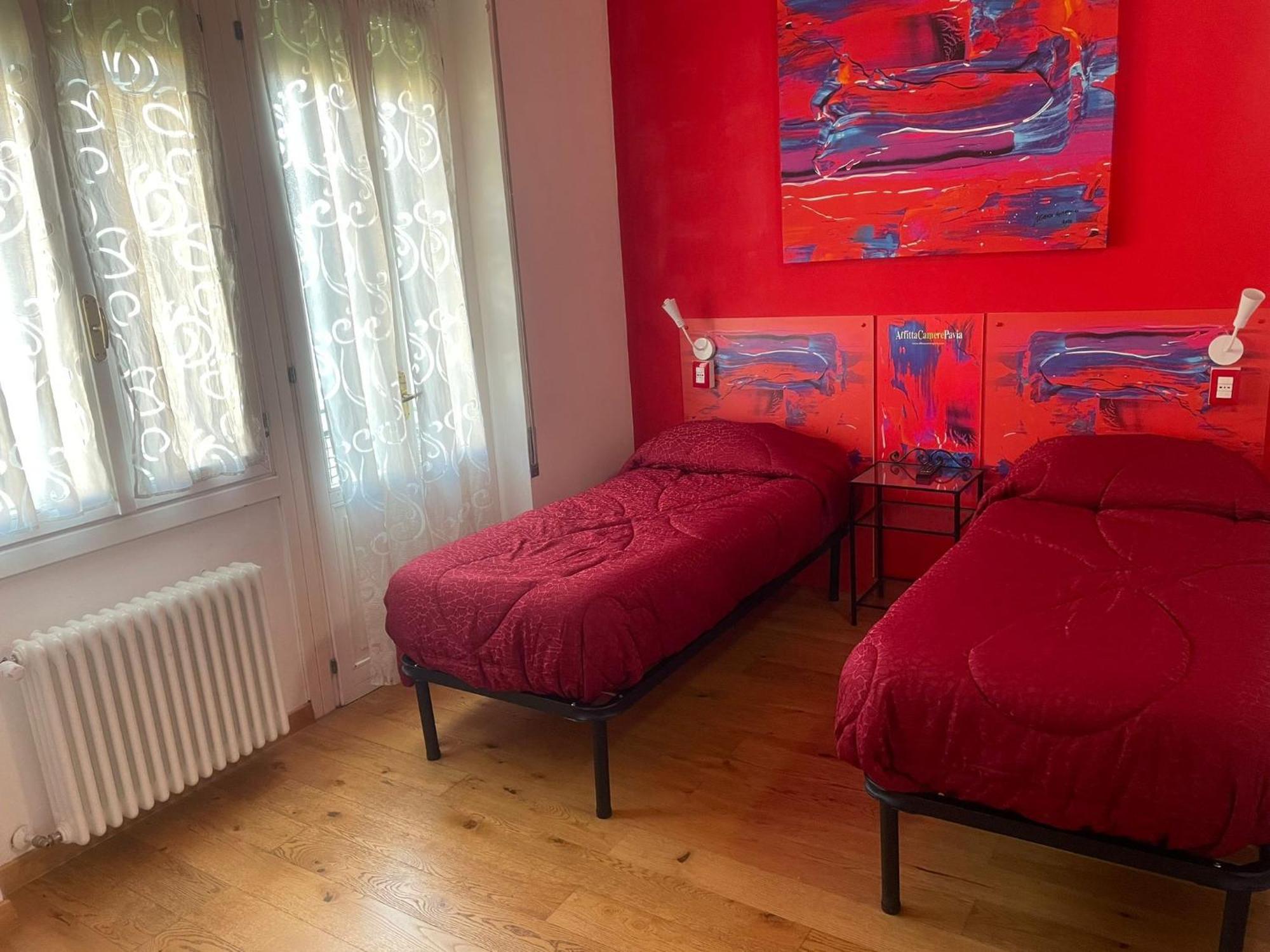Rooms Of Love Pavia Bagian luar foto