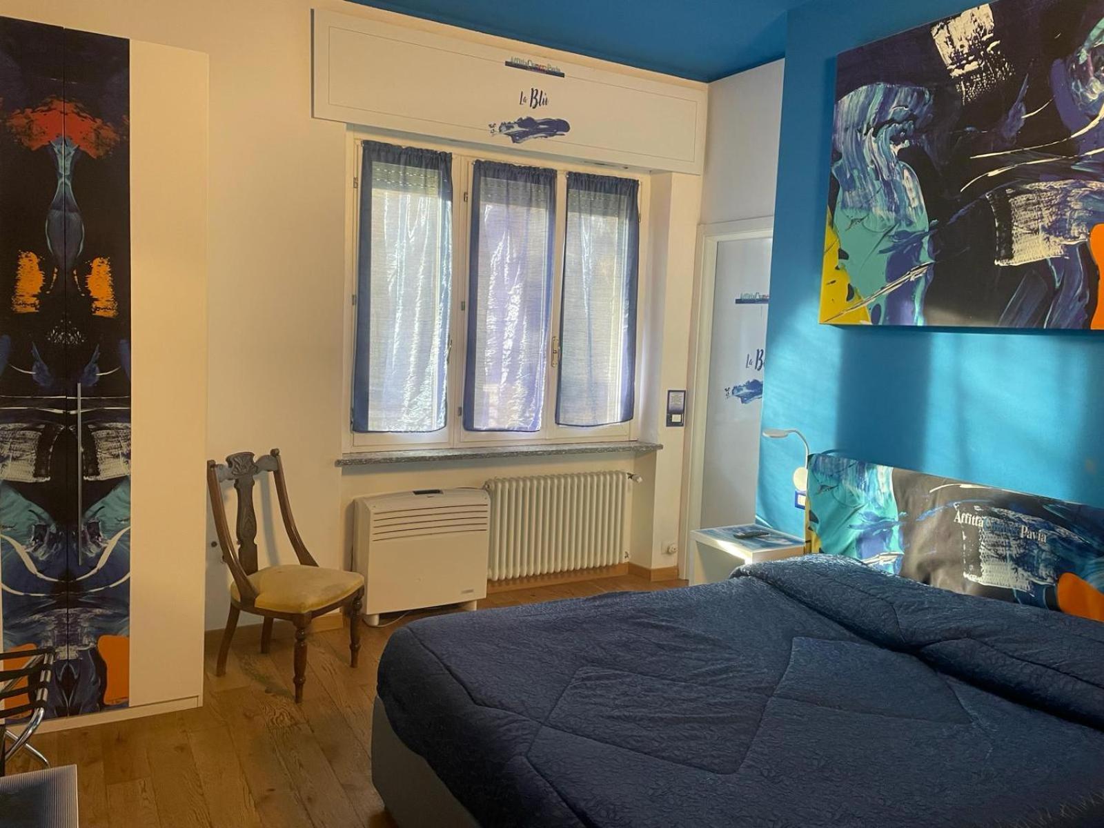 Rooms Of Love Pavia Bagian luar foto