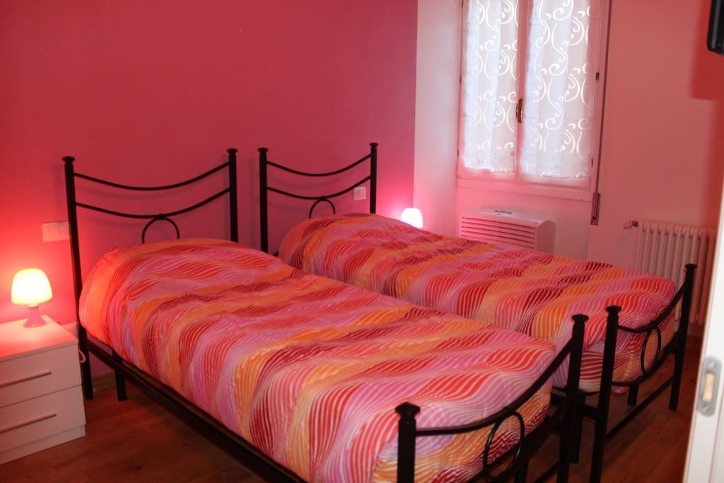 Rooms Of Love Pavia Ruang foto